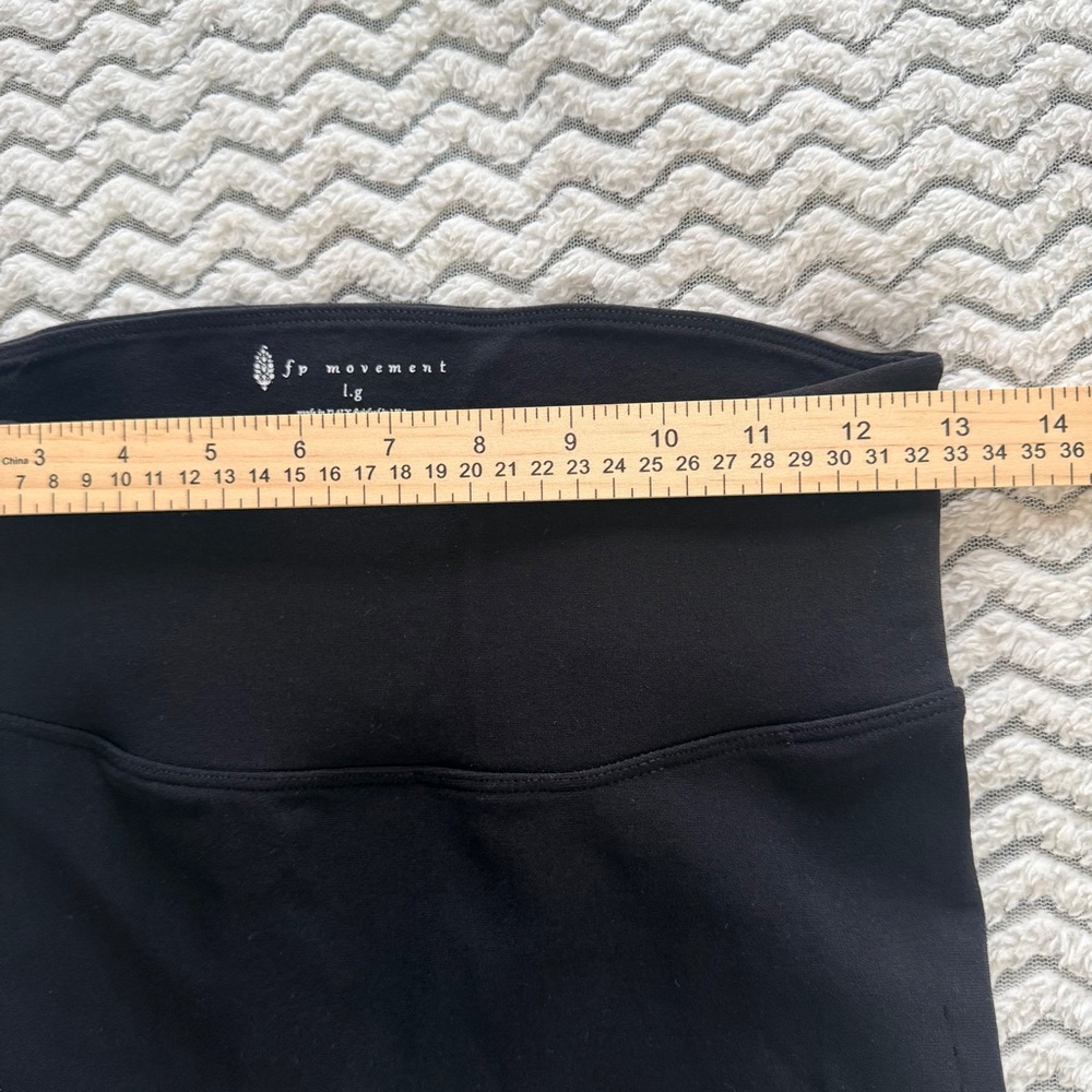 FP Movement by Free People Black Seamless Ecology Yoga Cutouts Ankle Leggings L - Picture 8 of 9